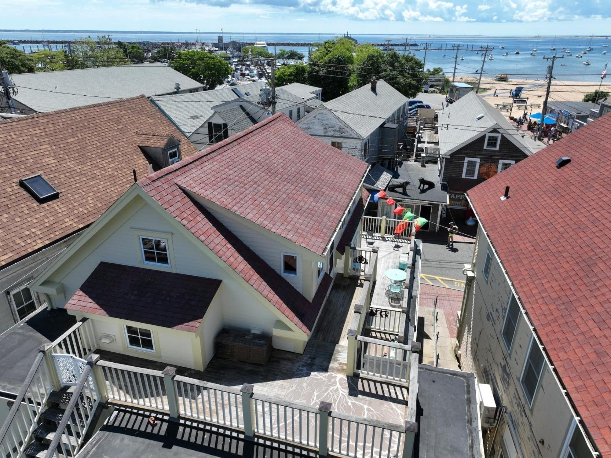 Center Of Town Steps Away Private Deck Apartment โพรวินซ์ทาวน์ ภายนอก รูปภาพ